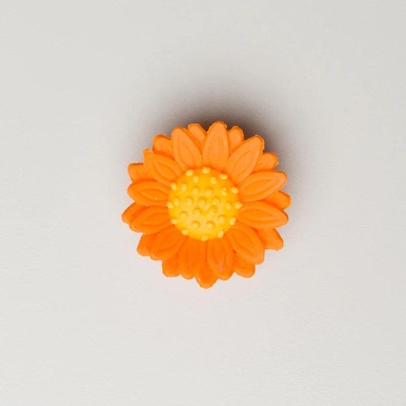 Gum Paste Flowers Orange Shasta Daisy 1.5”*