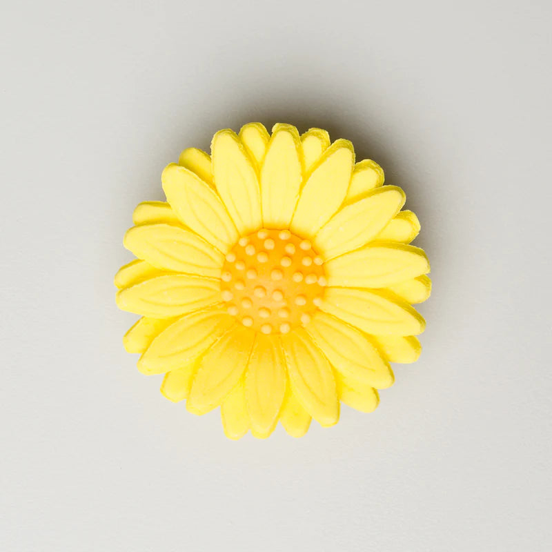 Gum Paste Flowers Yellow Shasta Daisy 1.5”*