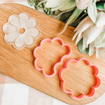 Bikkie Smalls Daisy Chain Platter Cutter Set